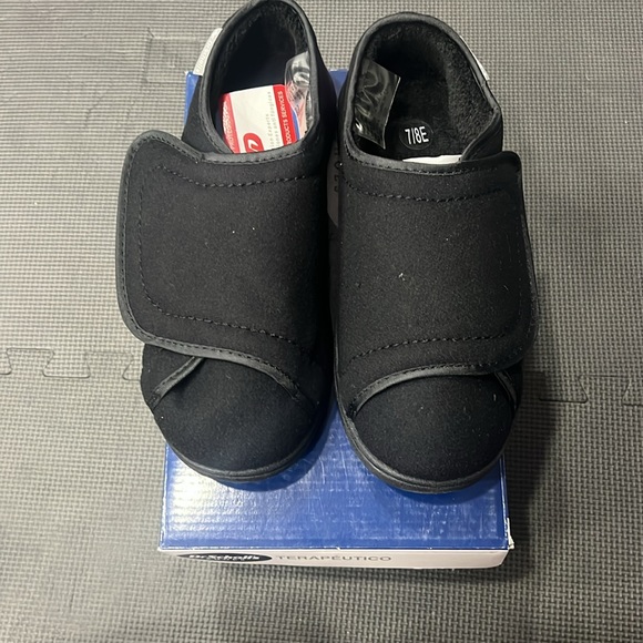 Dr. Scholls Women's FLANNERY Therapeutic Slipper Shoe Size 7/8E - Picture 5 of 5